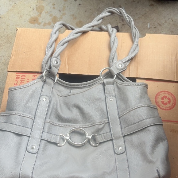 Purses - Picture 2 of 4